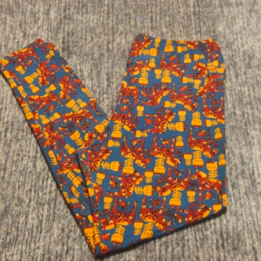 LuLaRoe leggings Southwest pattern Tall & Curvy (Large)
